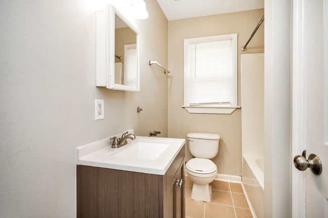 Building Photo - Incredible Value in Sylacauga – Appliances Included & Move-In Ready!