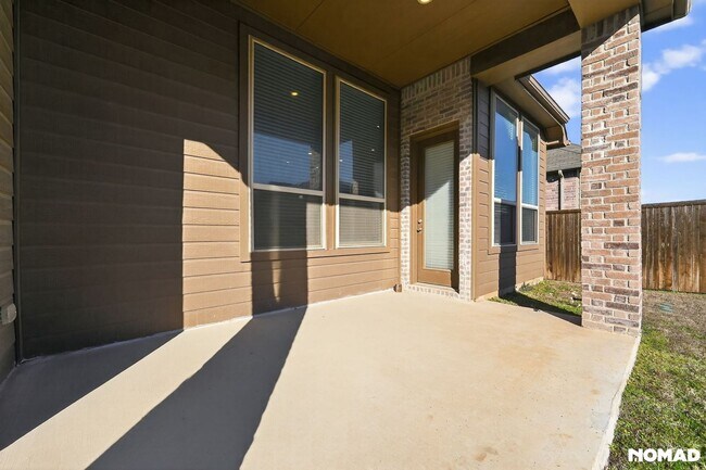 Building Photo - Spacious 4Bd/3Bath House in Little Elm