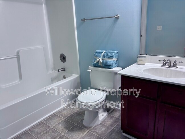 Building Photo - 2621 Oldgate Dr