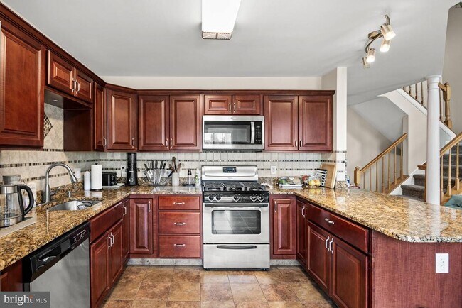 Building Photo - 108 Tattersall Dr