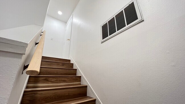 Building Photo - 2870 Rampart Cir