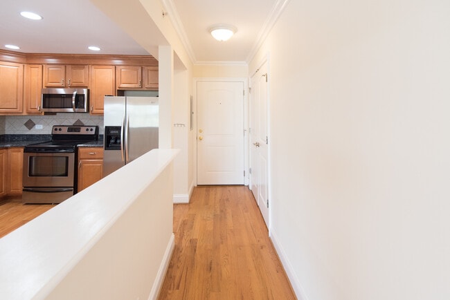 Building Photo - 2206 S Goebbert Rd