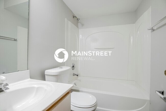 Building Photo - 3 Bedroom Pet-Friendly Home in Florissant,...