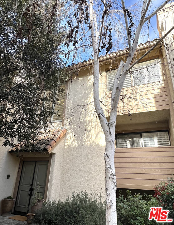 Building Photo - 26311 W Bravo Ln
