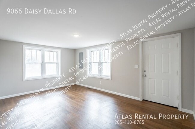 Building Photo - 9066 Daisy Dallas Rd