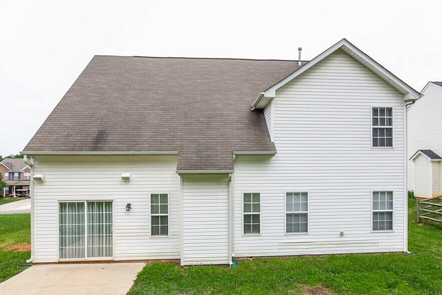 Building Photo - 4215 Sebring Ct SW