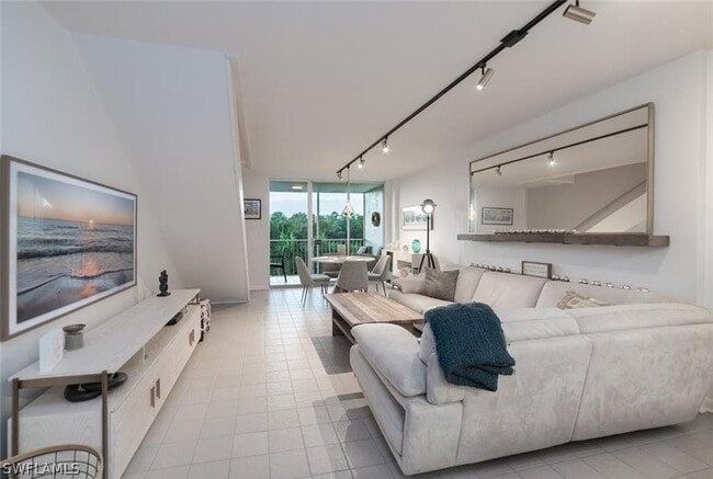 Building Photo - 5 Bluebill Ave