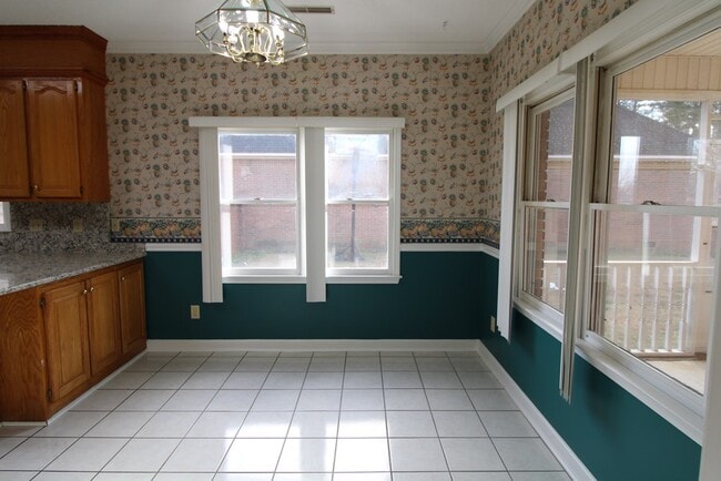 Building Photo - 30 Mere Ct