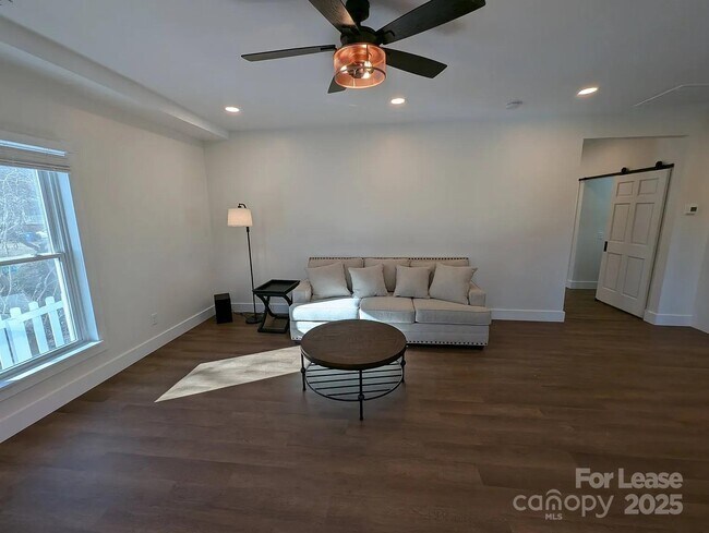 Building Photo - 24 Woodrow Ave