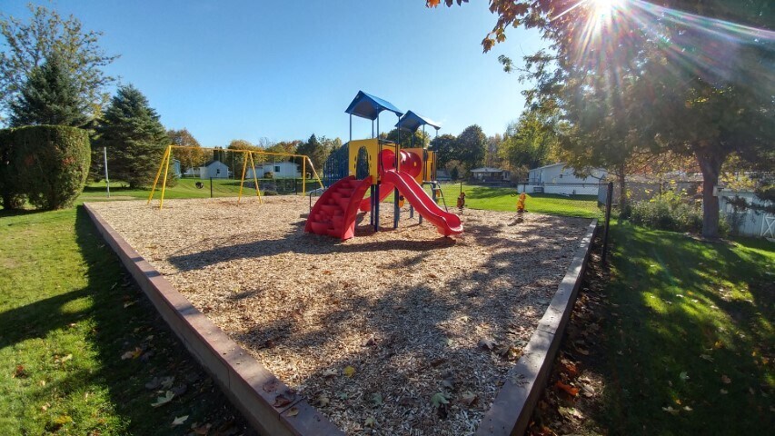 Building Photo - 32 Bramblewood Rd