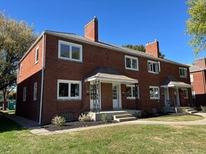 Building Photo - 1471 Ashland Ave