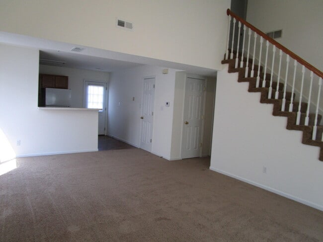 Building Photo - 5003 Betty Jean Way