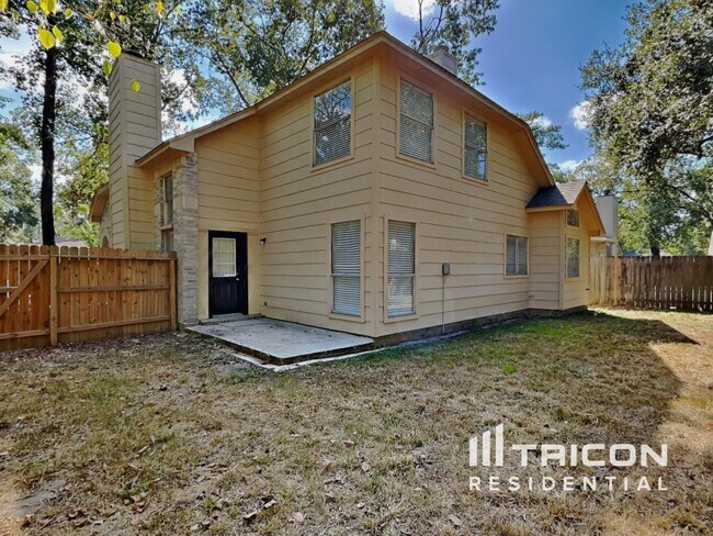 Building Photo - 1919 Creston Dr