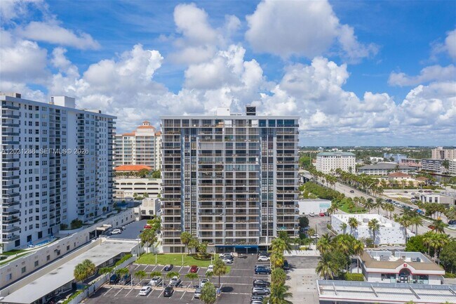 Building Photo - 3031 N Ocean Blvd