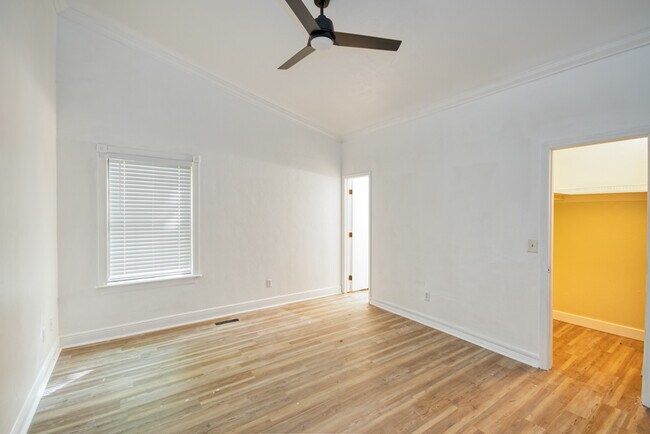 Building Photo - 289 Fern Hollow Rd