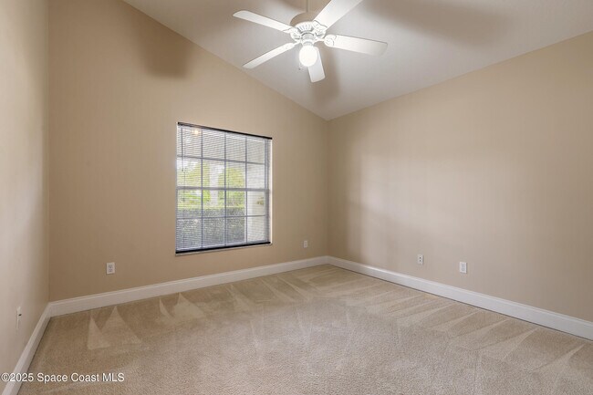Building Photo - 1442 Areca Palm Dr