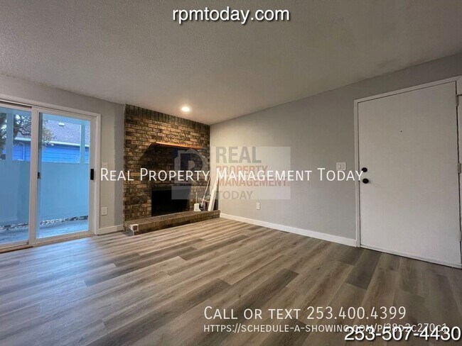 Building Photo - 6451 S Stevens St