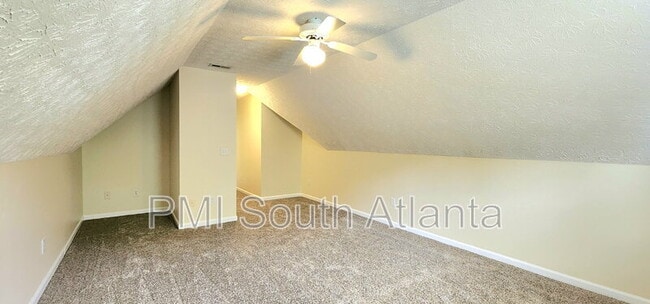 Building Photo - 235 Briarsweet Way