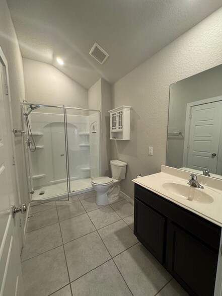 Building Photo - 22109 Akin Path