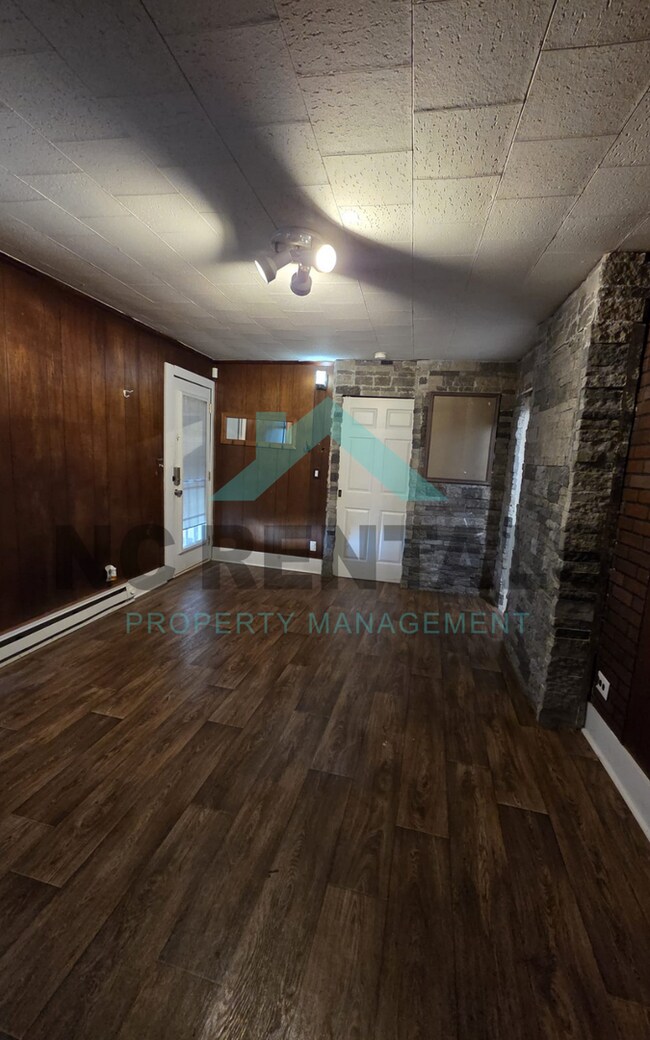 Building Photo - 3716 Dawson Ave