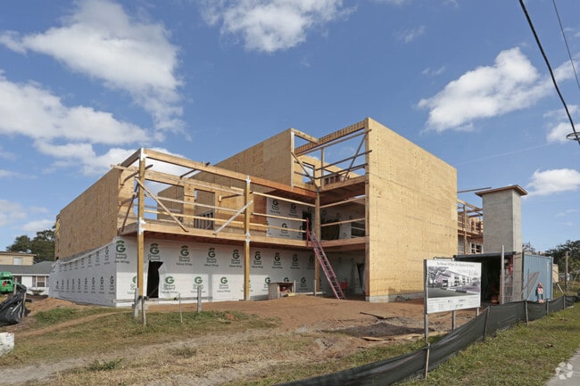 Building Photo - C.B. Dailey Villas