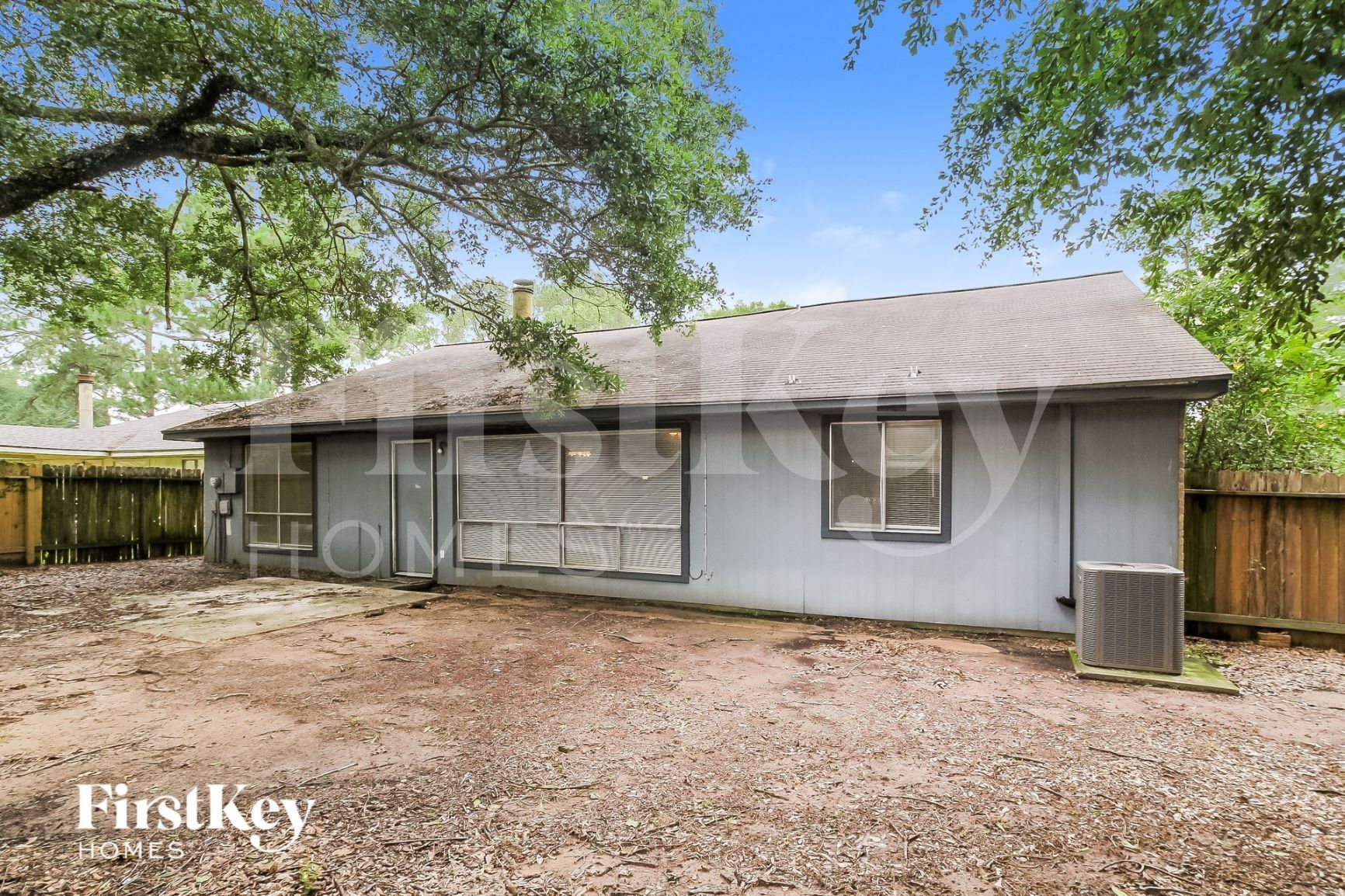 Building Photo - 4403 Pineville Ln