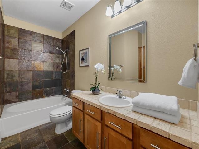 Building Photo - 10346 Bel Aire Dr