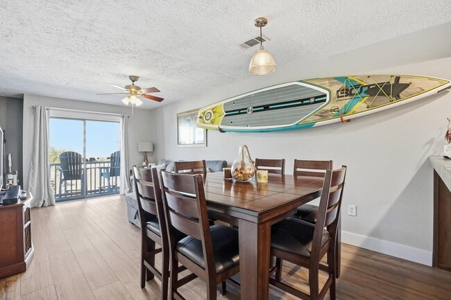 Building Photo - 330 Bluefish Dr