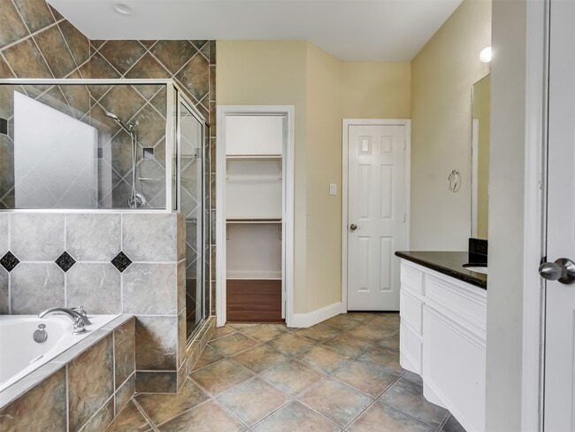 Building Photo - 4409 Juan Carlos Ct