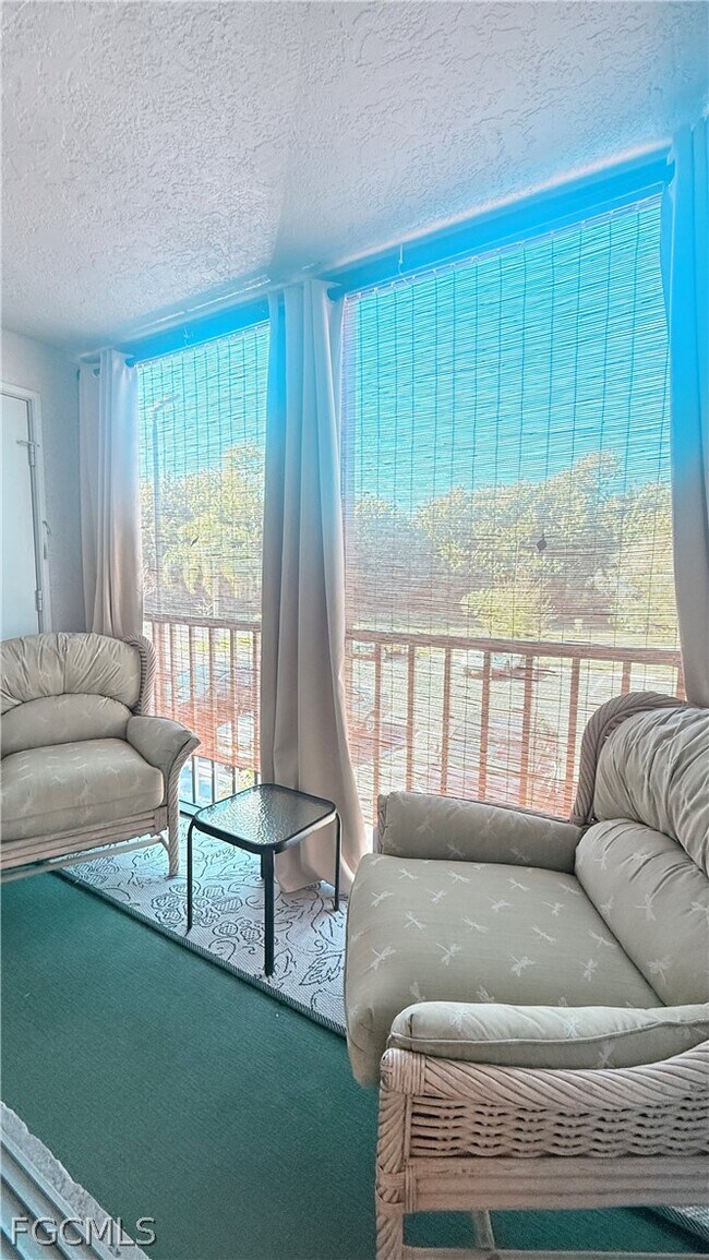 Building Photo - 9540 Green Cypress Ln