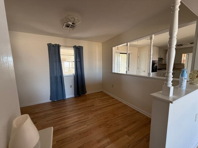 Building Photo - Wellston Property