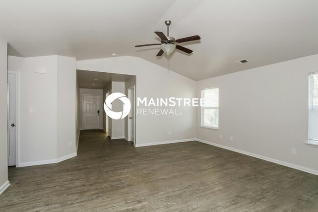 Building Photo - 3 Bedroom Pet-Friendly Home in Lexington, ...