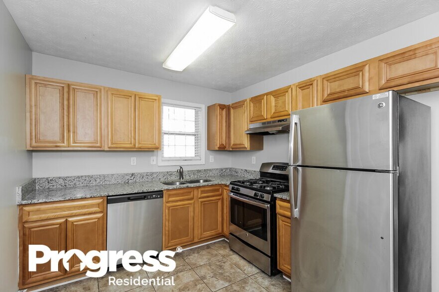 Building Photo - 4927 Lighthouse Pointe