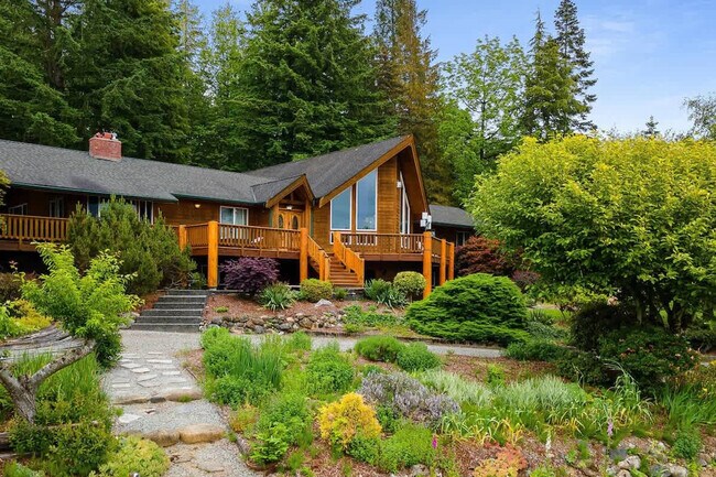 Building Photo - 7755 Cully Ln