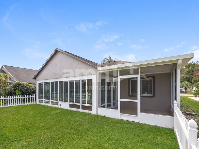 Building Photo - 1138 Timber Trace Dr