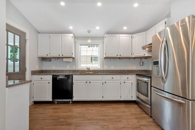 Building Photo - 19 Winthrop Ave