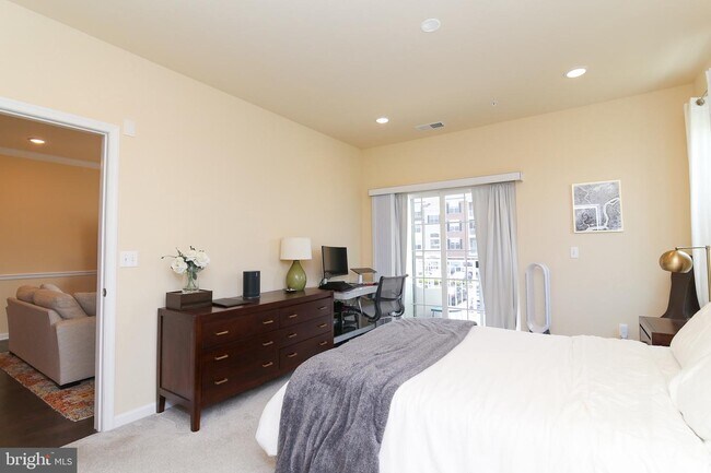 Building Photo - 5322 Palomino Ct