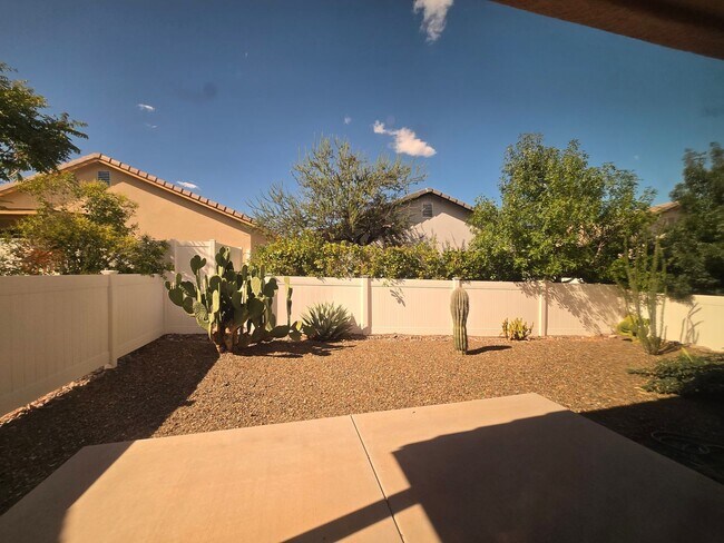 Building Photo - Unfurnished, 1-Year Long-Term Rental