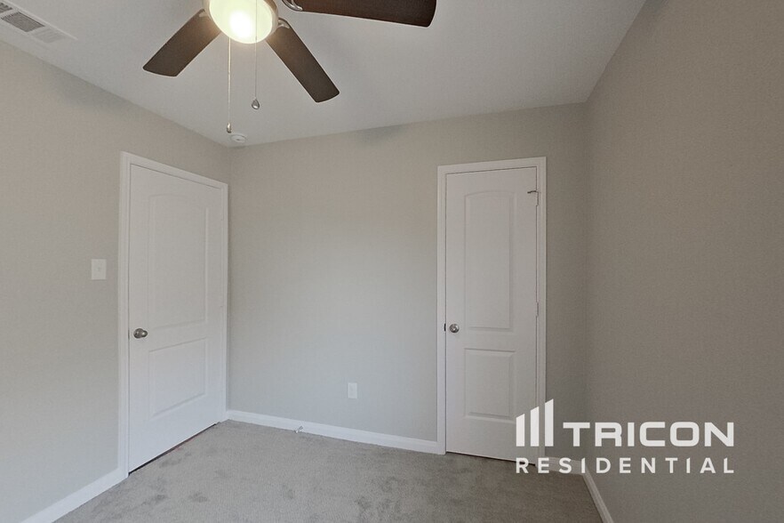 Building Photo - 6312 Jasper Lake Dr