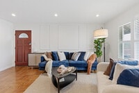 Building Photo - 104 Del Prado Dr