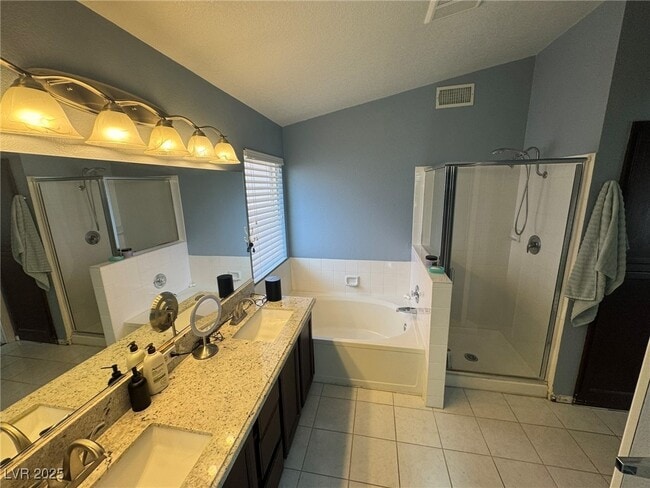 Building Photo - 7980 Rye Canyon Dr