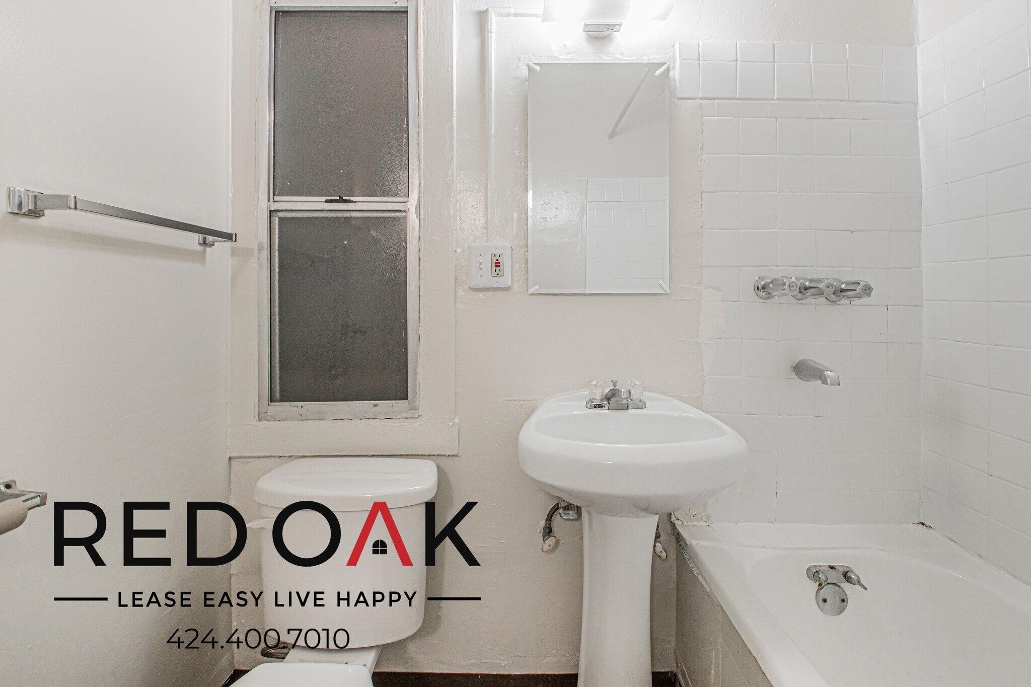 Building Photo - 443 S Catalina St