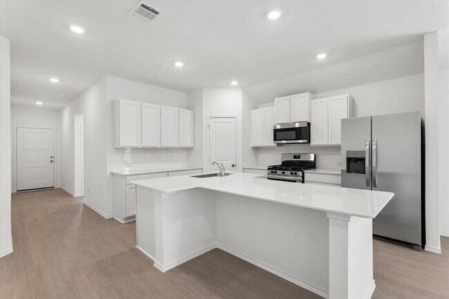 Building Photo - 216 Herald Dr