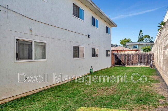 Building Photo - 805 N 3rd St
