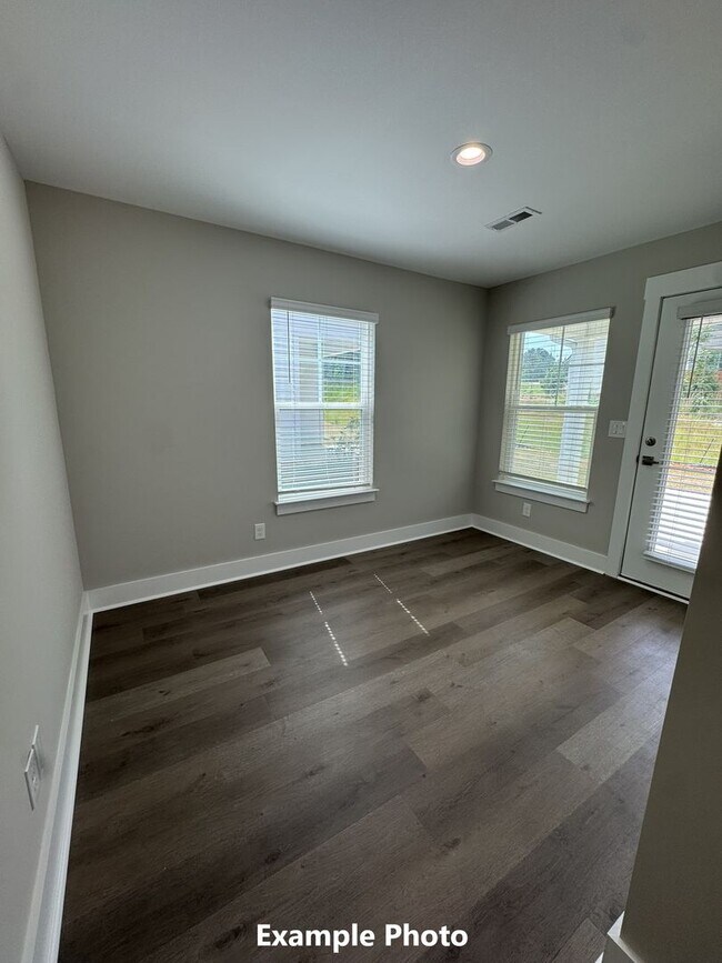 Building Photo - 117 Brawley Villas Pl