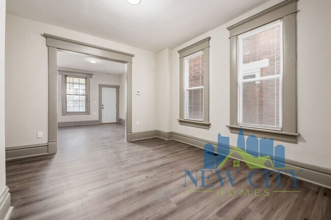 Building Photo - 95-97 N Central Avenue, Columbus, OH 43222