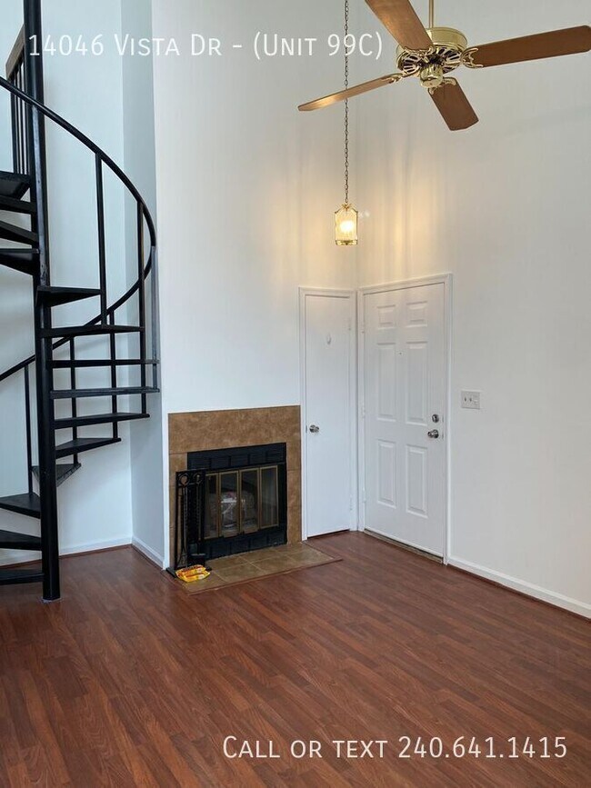 Building Photo - 14046 Vista Dr