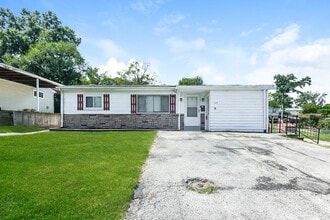 Building Photo - Fantastic 3bd/2ba home! Let yourself in!