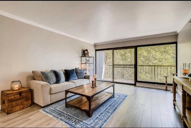 Primary Photo - 500 N St