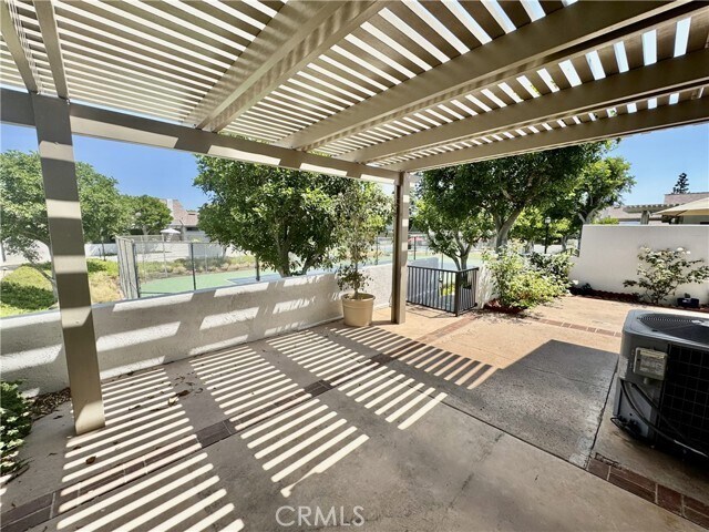 Building Photo - 12422 Tudor Way